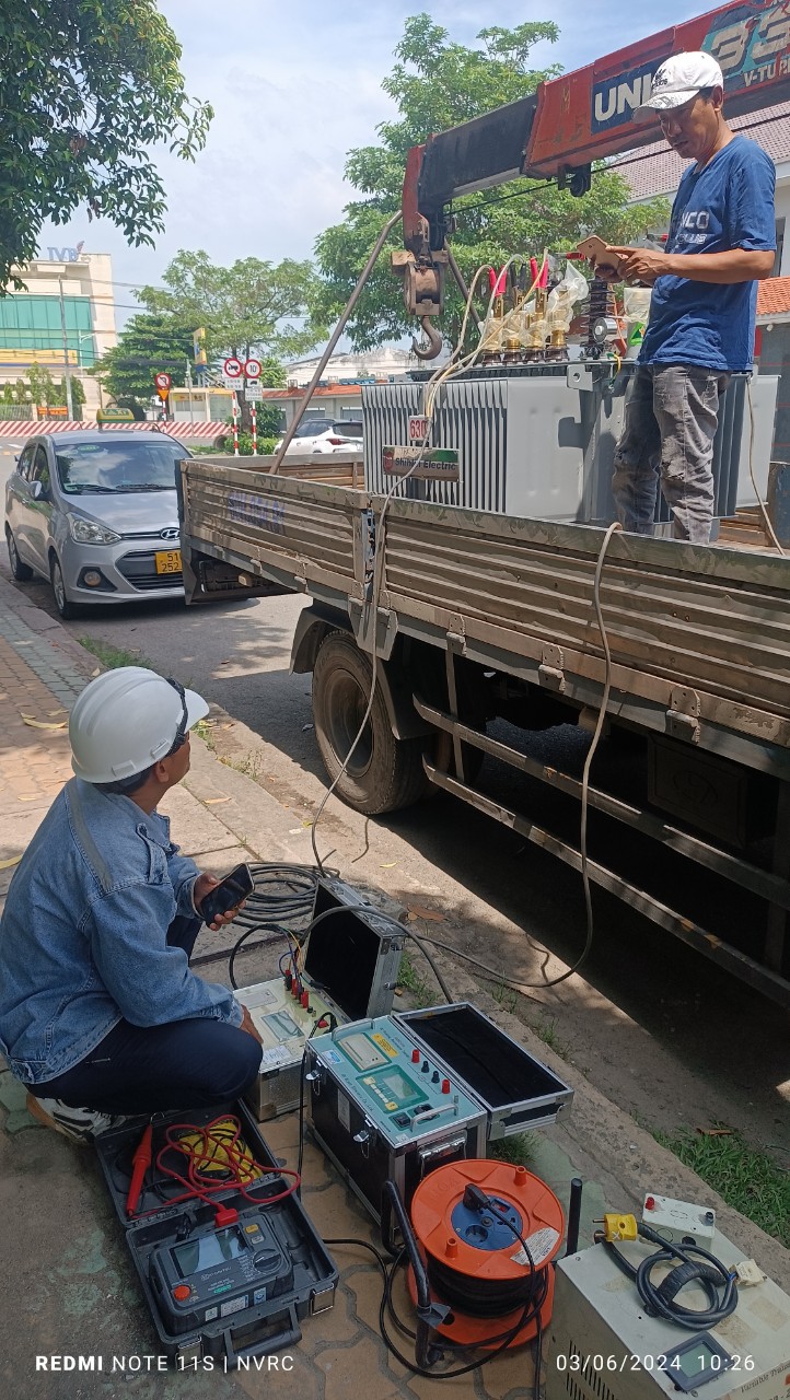 Bàn Giao Máy Biến Áp 630kV và Tủ Điện 240kV Cho Công Ty CP Nguồn Lực Nam Việt z5502585690478 486216a959ff8e92b093c7c1fa44f3b8